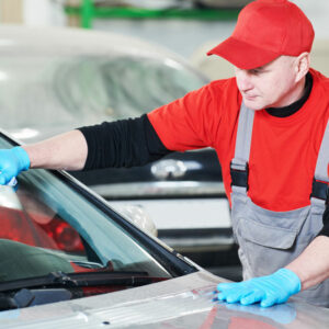 Things to Consider When Choosing Auto Glass Repair Services